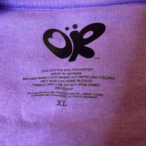 Vampire Olivia Rodrigo Tour Merch Purple Crewneck  Graphic Print Sweatshirt XL - Picture 3 of 7